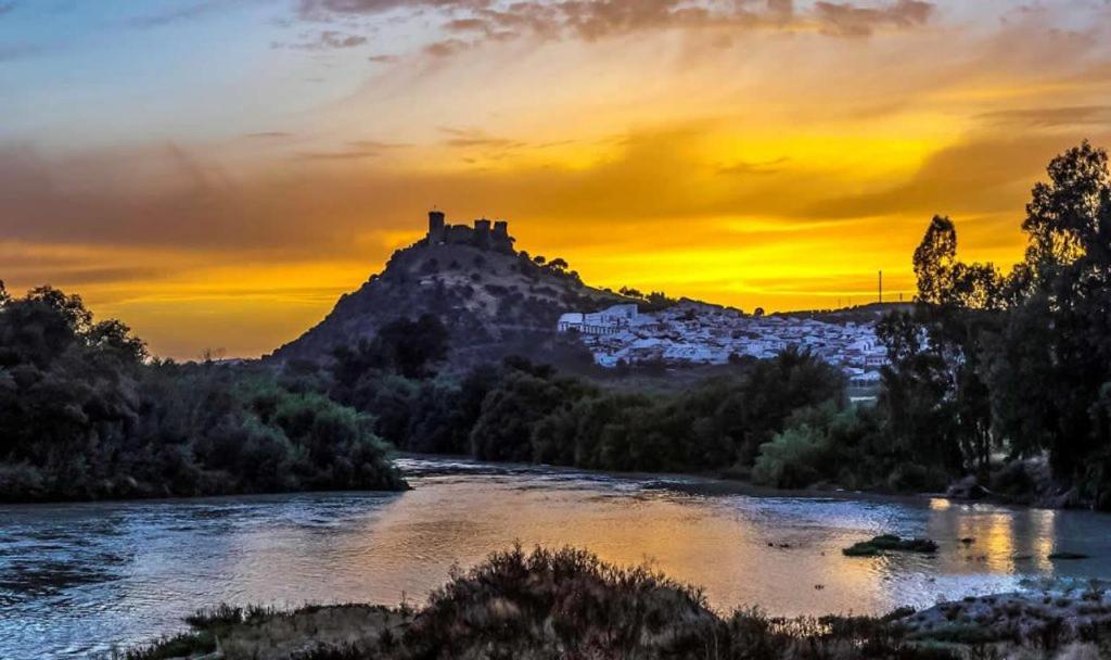 La Casa De Angela Villa Almodóvar del Río Eksteriør bilde